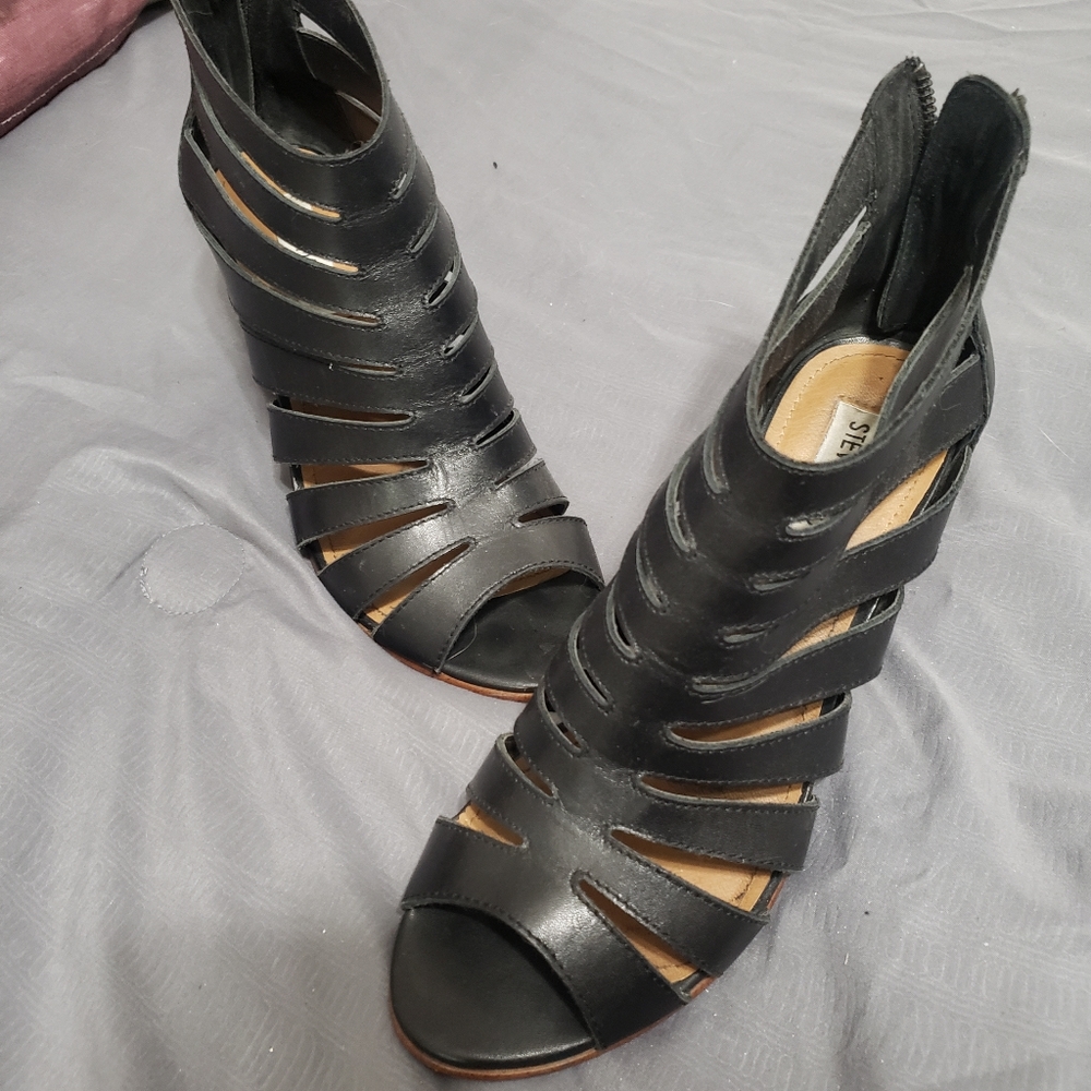 Steve Madden black heel sandals